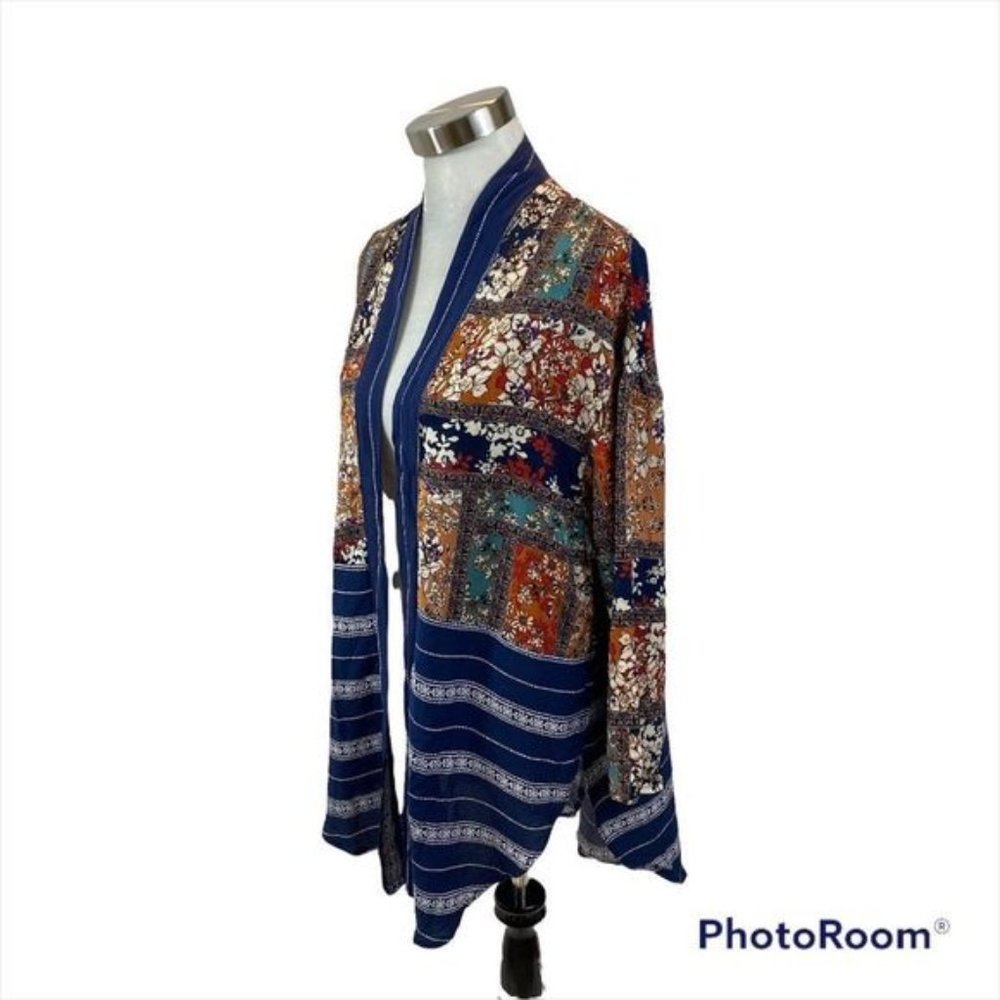 New with Tags En Crème Long Sleeved Mixed Print Short Kimono Size XS/S